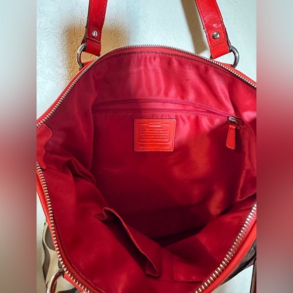authentic coach bag with or without matching wallet - Picture 3 of 5